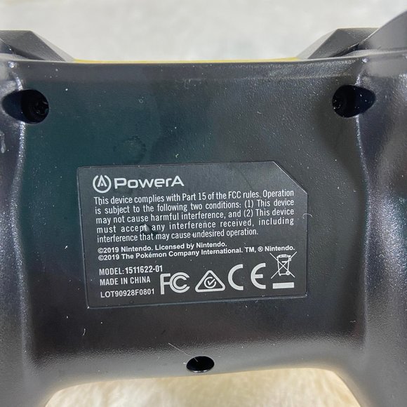 Nintendo Switch Controller Pokemon Pikachu Silhouette POWER A Yellow Wired - Picture 5 of 7